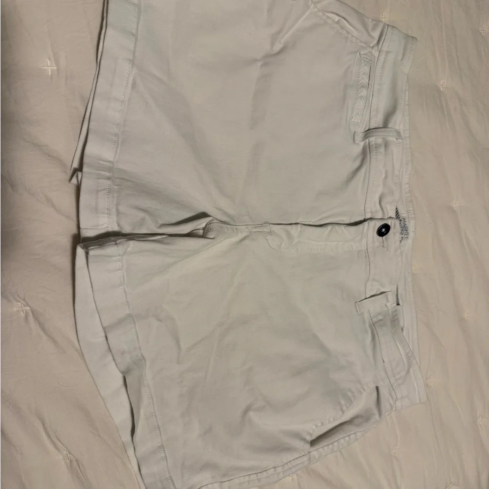 Market & Spruce Men's White Flat-Front Cotton Shorts